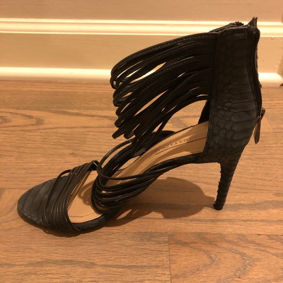 BCBG strapless heels - Picture 7 of 7